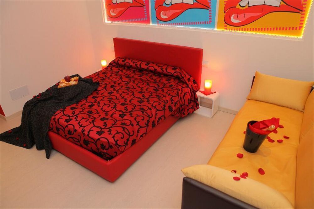 Chroma Italy - Ena Guest House Luaran gambar